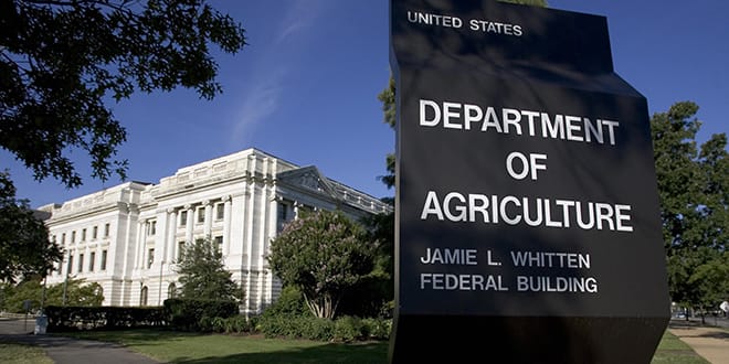 Washington, UNITED STATES: The US Department of Agriculture building is shown in Washington, DC, 21 July 2007. AFP PHOTO/SAUL LOEB (Photo credit should read SAUL LOEB/AFP/Getty Images)